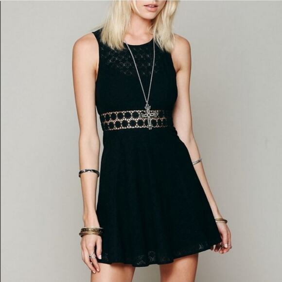 Free People Daisy Chain Floral Size 0 Mini Dress - Picture 6 of 6